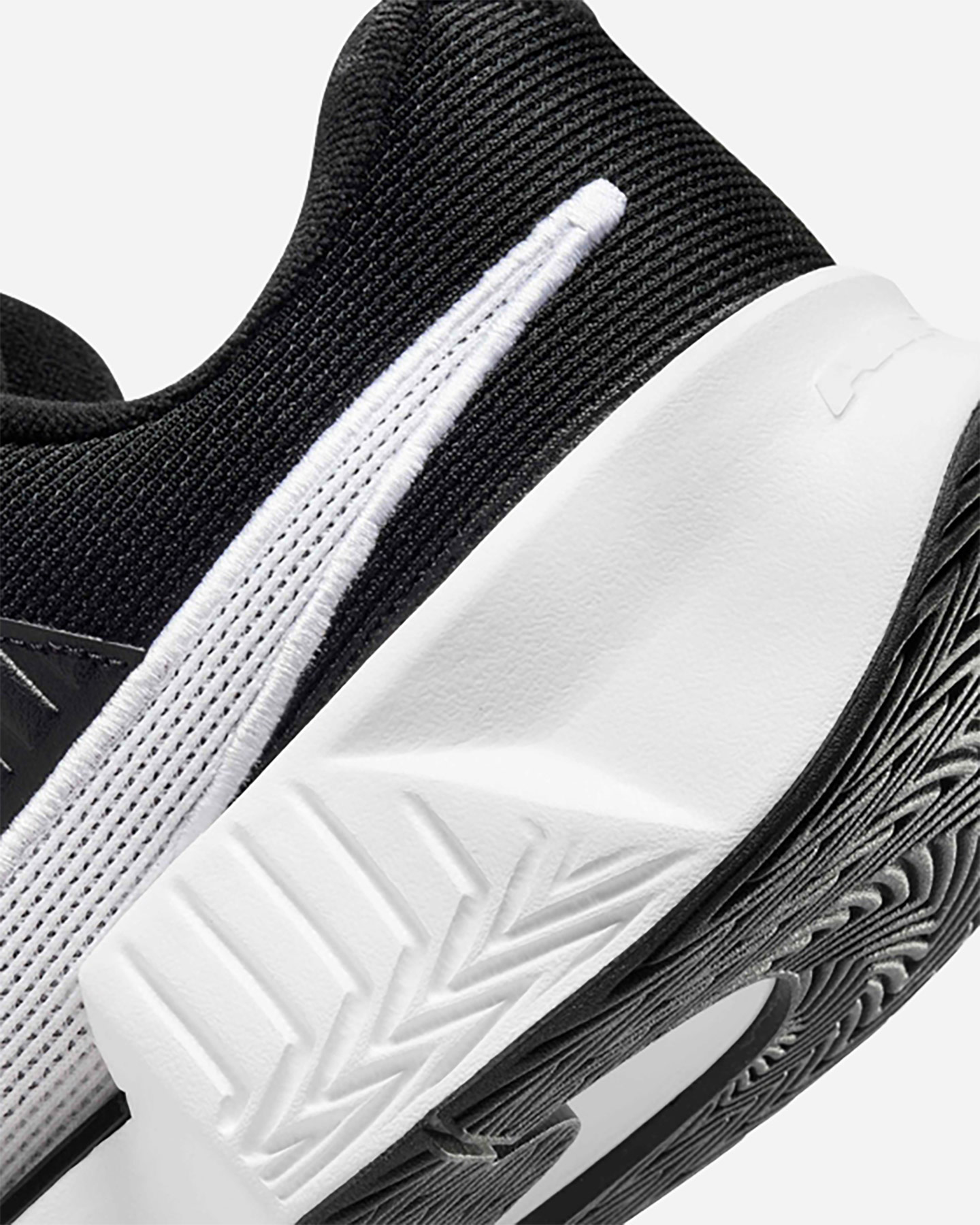 Scarpe tennis NIKE CHALLENGE PRO M - 5 | Cisalfa Sport