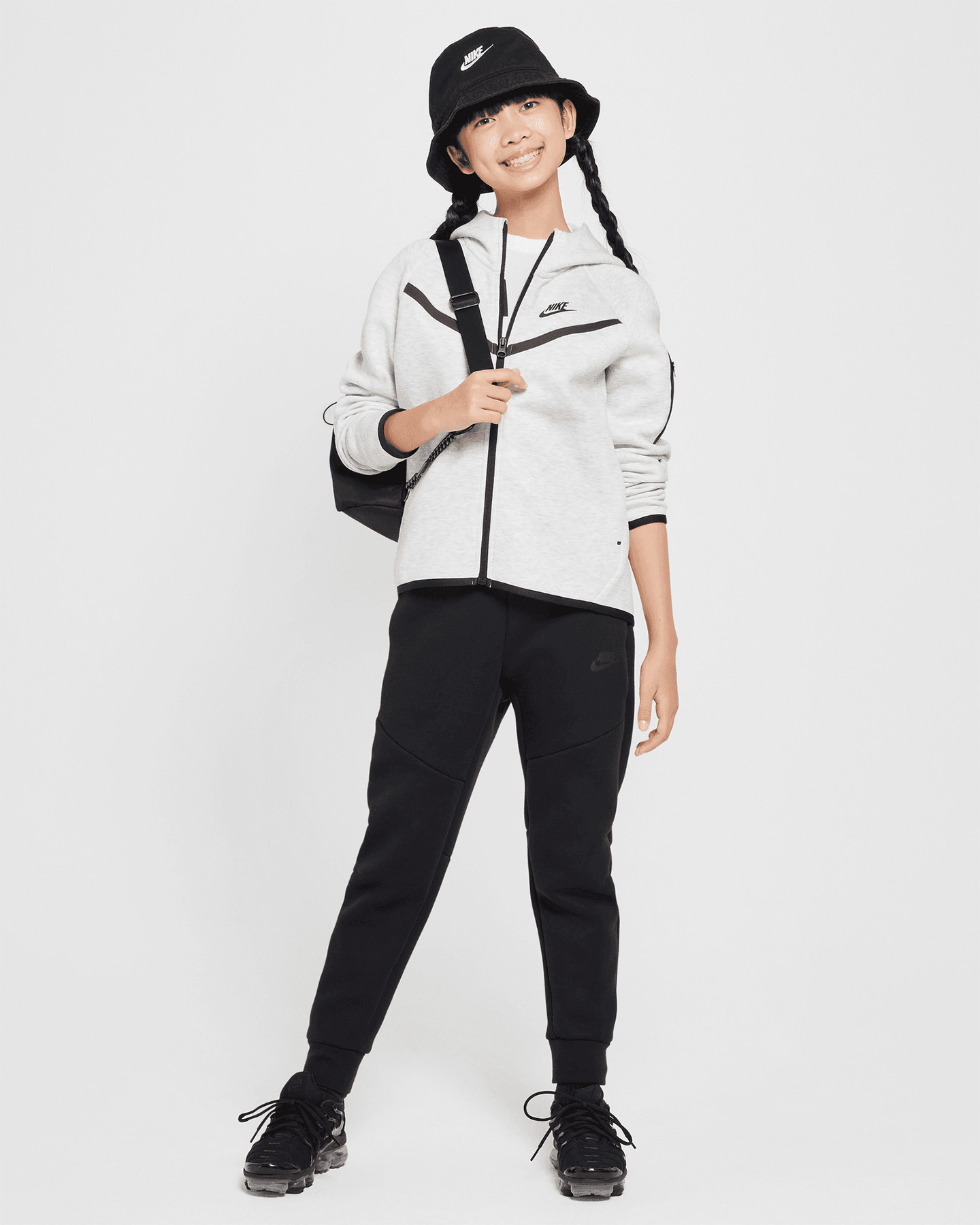 Felpa NIKE TECH FLEECE JR - Grigio - 2 | Cisalfa Sport