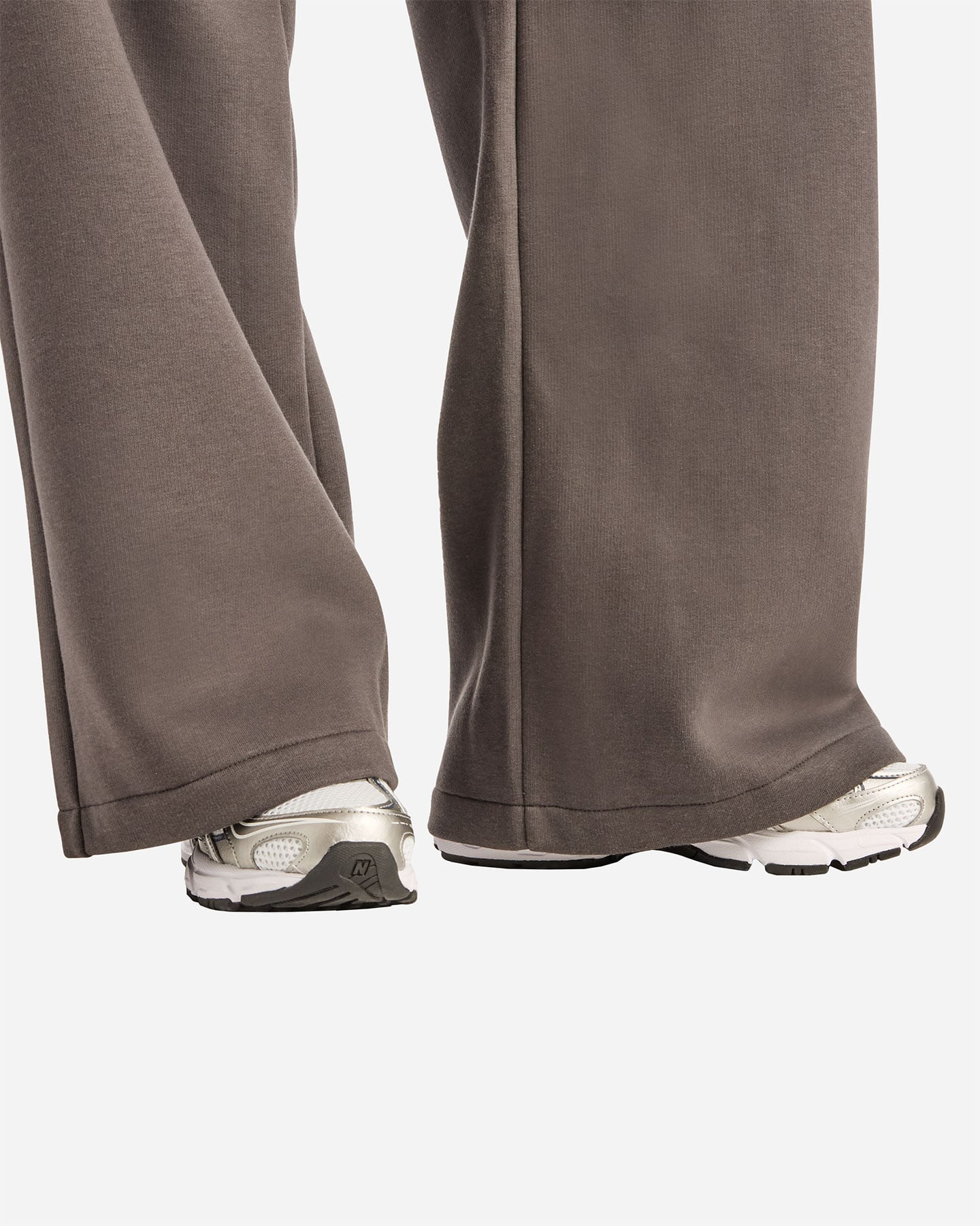 Pantalone training NEW BALANCE WIDE LEG TRACKSIDE W - Grigio - 5 | Cisalfa Sport